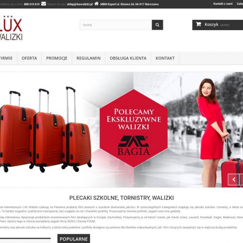 Mała walizka na kółkach